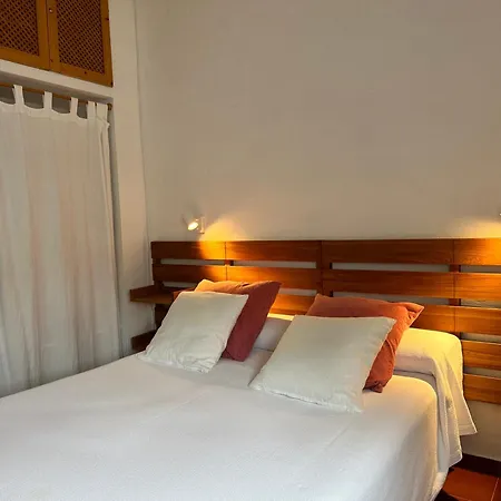 Sa Punta 7 By Som Menorca פורנלס